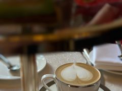 -Salon de Ville浦江汇(上海外滩华尔道夫酒店店)