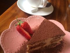 -Rabbit Cafe私房西餐甜点咖啡(栖霞路店)