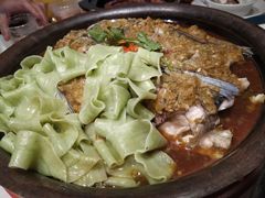 老实人酱椒鱼头-蜀香格格•剁椒鱼头(龙西店)
