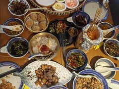 -包整·丝娃娃(一览甲秀楼风景店)