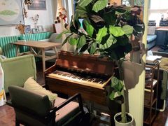 -84那年咖啡馆(李沧万达店)