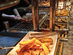 -金滏山烤肉·海鲜·火锅自助餐厅(襄阳万达店)