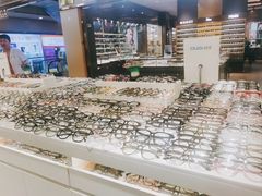 -新视达眼镜店·蔡司·依视路(名镜苑店)