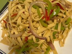 -宾朋海鲜特色美食餐厅·纯手工鲅鱼水饺(兴海路店)