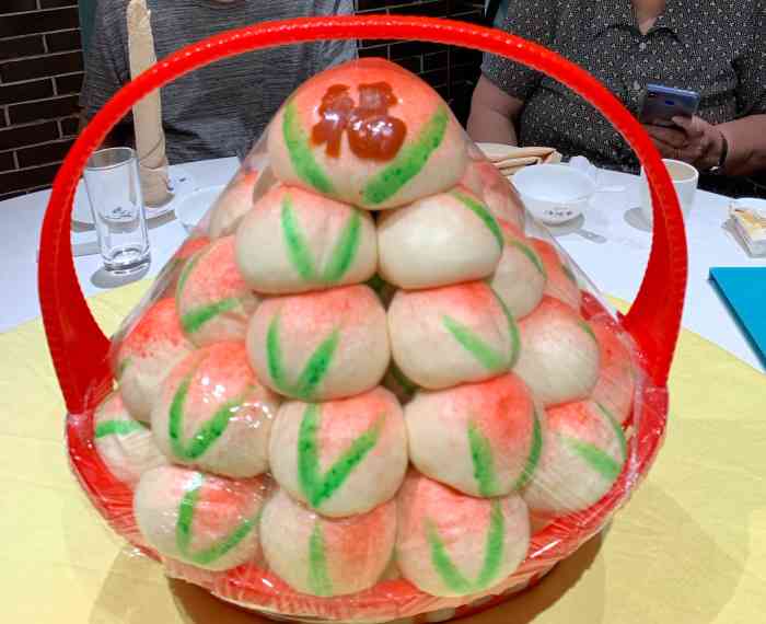 四远香(鹊桥路店)-"奶奶过生日 提前预订了 店家很热心 我超.