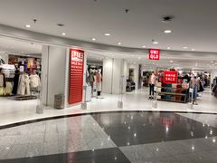 -优衣库(上海正大广场店)