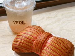 -VERIE BAKEHOUSE