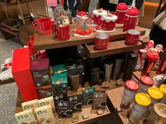 零售区-星巴克臻选(北京颐堤港中心第二店)