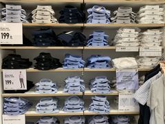 -优衣库(南京建邺万达广场店)