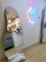 -E.L.K造型momopark店