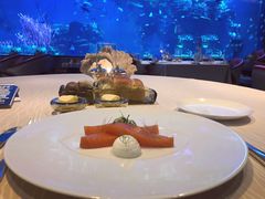 -迪拜帆船酒店海底餐厅