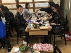 -BHC炸鸡(明洞总店)