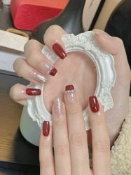-芊屿芊浔美甲