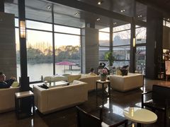 -上海怡沁园度假酒店
