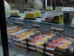 面包甜点陈列柜-吉美诺烘焙(公园北路店)