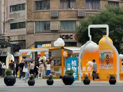 -南京西路(地铁站)