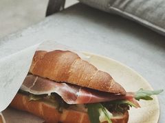 -怪 kafe.