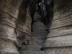 -梭布垭石林景区