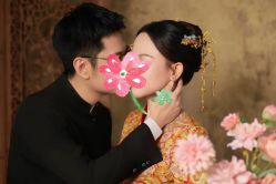 -城市花园婚纱摄影