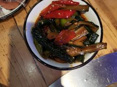 -山河屯铁锅炖(哈西站店)