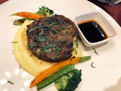 -WOLFGANG PUCK KITCHEN & BAR(迪士尼小镇店)