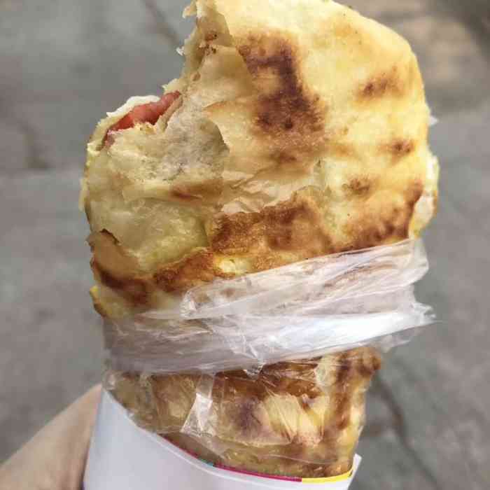 永源放心早餐-"头大,上次做蛋饼,啥都不加,要4块钱,跟.