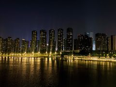 -南京眼步行桥