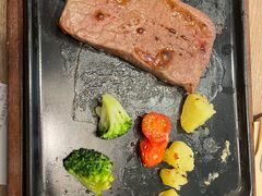 滋滋炭烤风味牛排-必胜客(西溪欢乐城店)