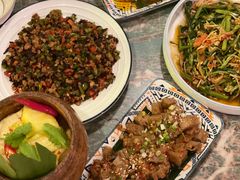黑三剁-浩海火燒雲傣家菜(静安芮欧店)