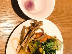 -菩提树·素食餐厅(汇智国际商业中心店)