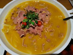 酸汤牛舌-宴小馆·小海鲜青岛菜(五四广场店)