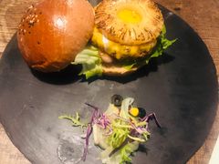 -HIGH FIVE哈福手工汉堡(桂林路店)