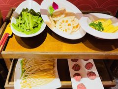 -山城鼎重庆老火锅(西安钟楼店)
