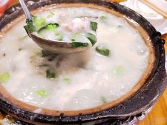 干贝排骨粥-粤仔湾砂锅粥(广益哥伦布店)