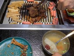 -臻牛烤肉