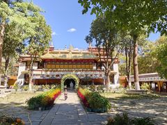 -罗布林卡