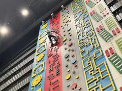 -极限PLAY运动娱乐新世界·团建派对潮玩休闲馆·室内蹦极高空游乐园