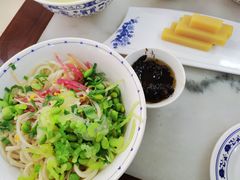 肉丁小碗干炸炸酱面-海碗居(牡丹园店)