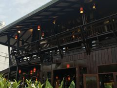 -Dash Teak House