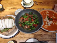 -老滇山寨•云南特色菜•地方菜•民族风情歌舞表演(金碧店)