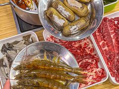 -杨老板·海鲜集市火锅·鲜切牛肉(中防万宝店)