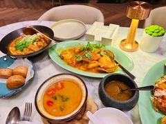-瑰丽酒店·海吧·天际下午茶·现场DJ·天台酒吧