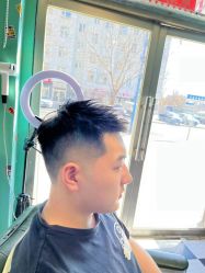 -贝勒爷专业男发