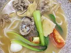 -蒙自源过桥米线(红谷滩万达店)