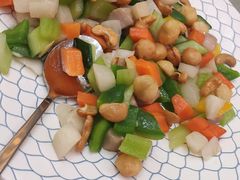 -东豪园林海鲜酒家(南港路辅路店)