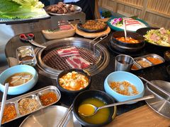-韩烧牛中牛·甄选黑牛烤肉(黑金店)