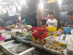 -拉威海鲜市场