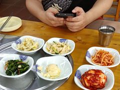 -亲昵春川鸡排(韩国美食街店)