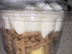 -红宝石·鲜奶小方·海派西点房(南丹店)