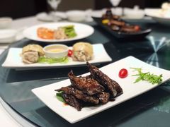 -HOMES上海本帮菜(襄阳公园店)